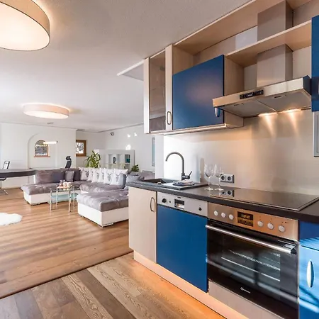 Weinberg T1 & T2 By Managers * Κίρχμπεργκ ιν Τιρόλ