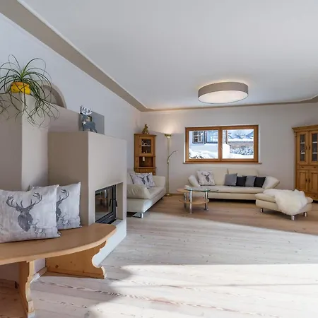 Weinberg T1 & T2 By Managers Alpstuga